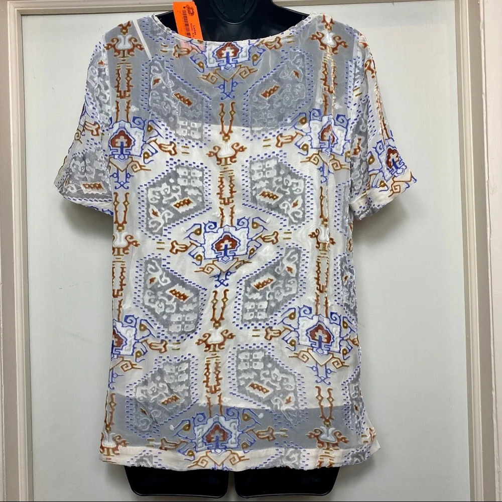 Sundance Velvet Geometric Short Sleeve Top - Picture 9 of 10